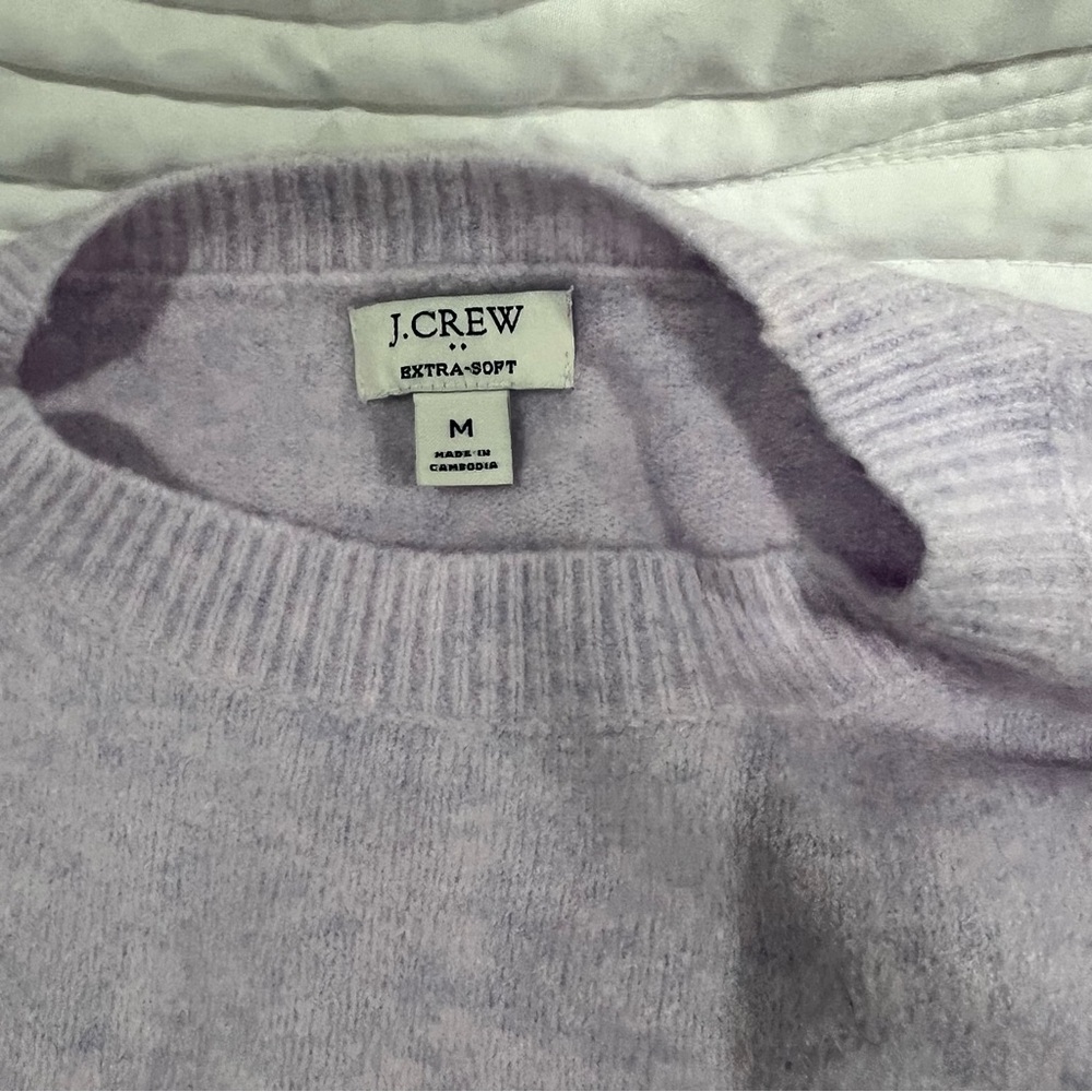 J. Crew Lavender Extra Soft Crew Neck Sweater Size M - Picture 5 of 5